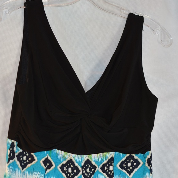 Ronni Nicole SZ 4 summer printed Dress NWOT - Picture 7 of 7
